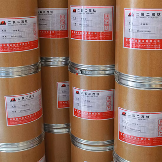 Dichlorure de zirconium bis (cyclopentadiényl) prêt à être expédié CAS 1291